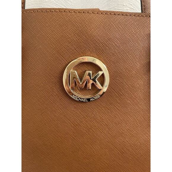 Michael Kors Jet Set Travel Large Saffiano North/South Tote Brown - Picture 2 of 12